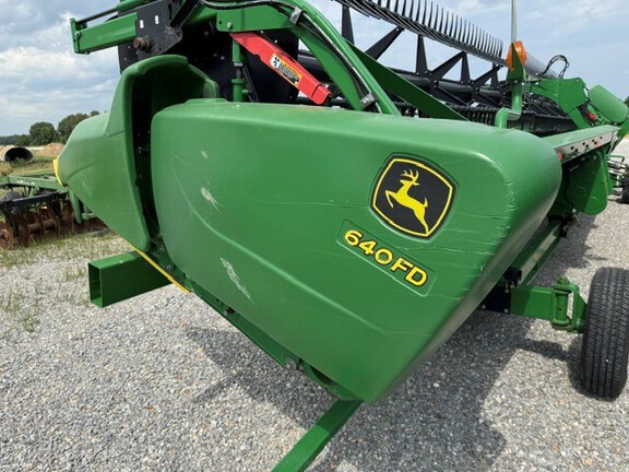 Photo of 2018 John Deere 640FD