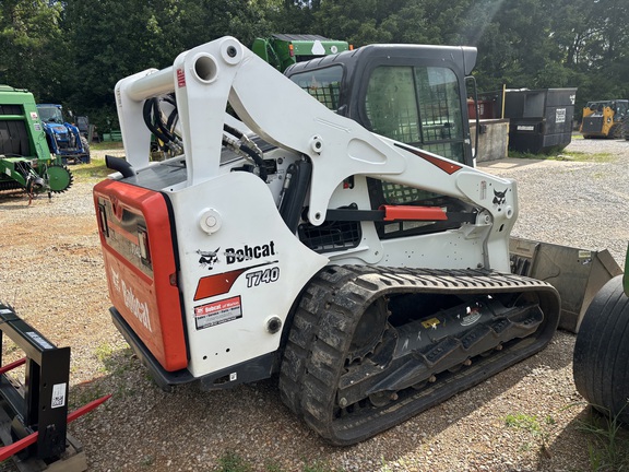 2018 Bobcat T740
