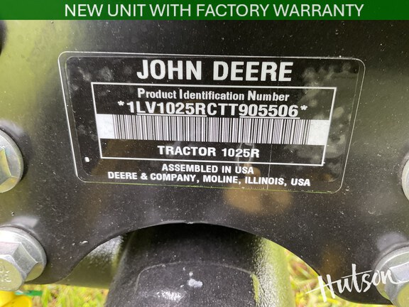 Photo of 2026 John Deere 1025R