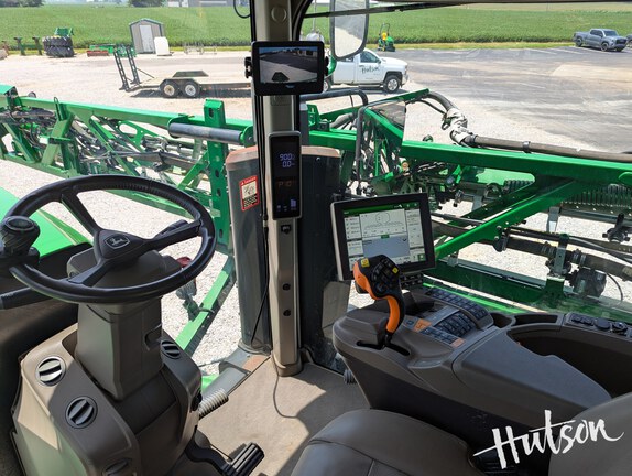 Photo of 2022 John Deere 412R