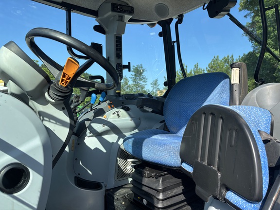 2012 New Holland T5. 115
