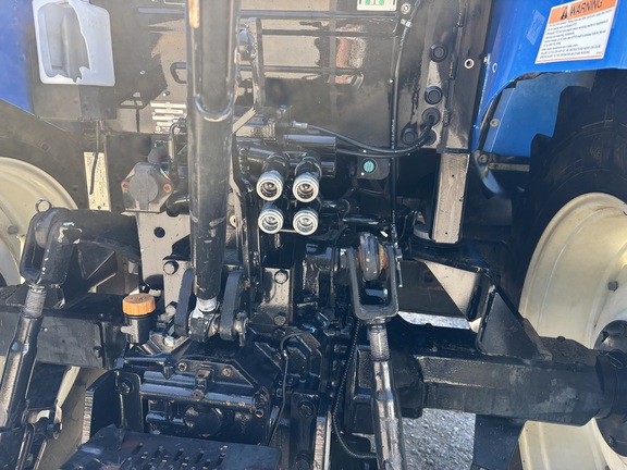 2012 New Holland T5. 115