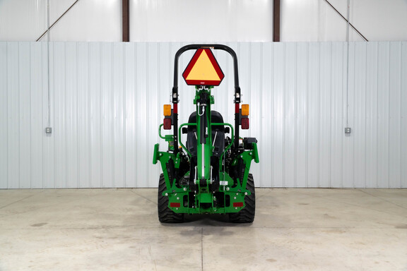 New In-Stock 2026 John Deere 1025R Compact Utility Tractors at Koenig Equipment in Lebanon, OH - Photo4