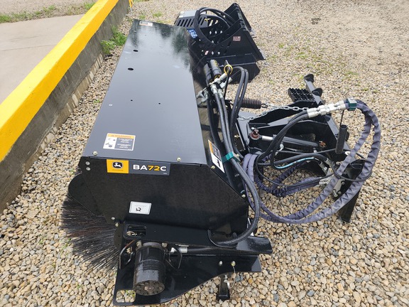 2023 John-Deere BA72C