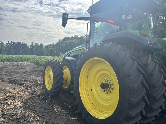 Used 2026 John Deere 8R 340 Row Crop Tractors at Koenig Equipment in Urbana, OH - Photo4