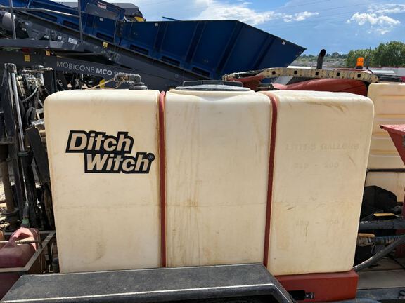 Photo of a 2012 Ditch Witch FM5