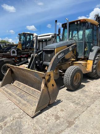 Photo of a 2007 John Deere 410J