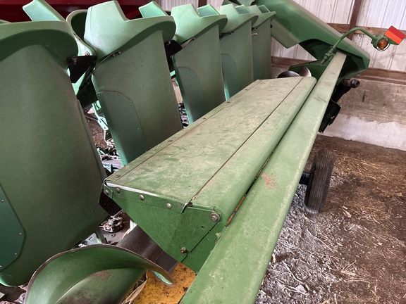 Used 1999 John Deere 893 Corn and Row Crop headers at Koenig Equipment in Anna, OH - Photo5