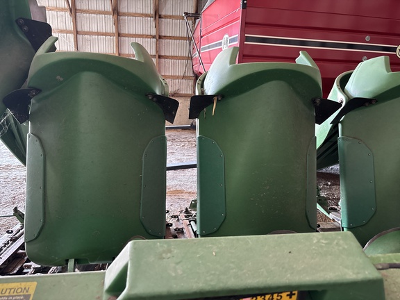 Used 1999 John Deere 893 Corn and Row Crop headers at Koenig Equipment in Anna, OH - Photo17