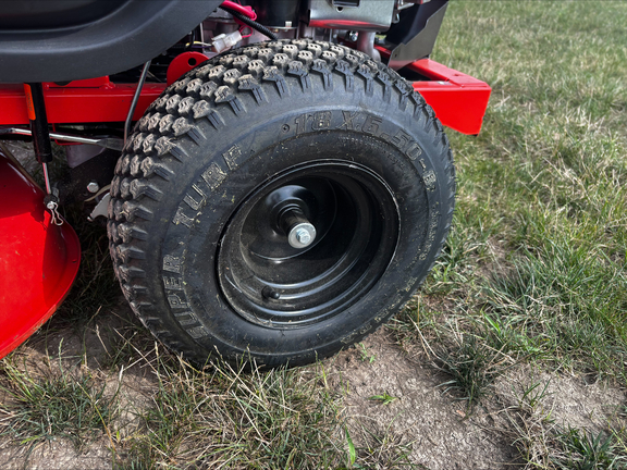 Used 2025 Ariens Edge 34 Briggs Zero Turn Mowers at Koenig Equipment in Tipp City, OH - Photo14