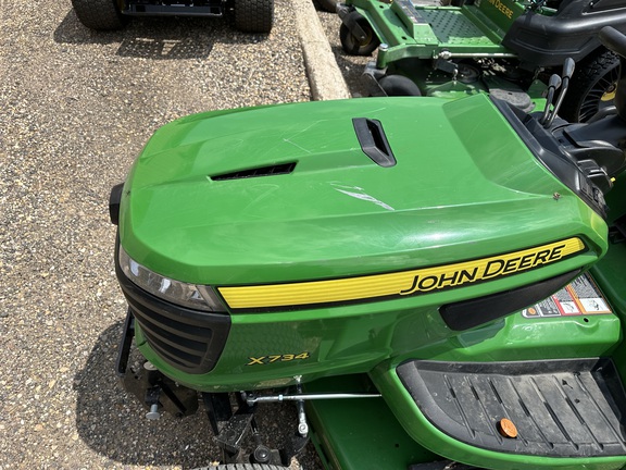 2024 John Deere X734 - Photo5