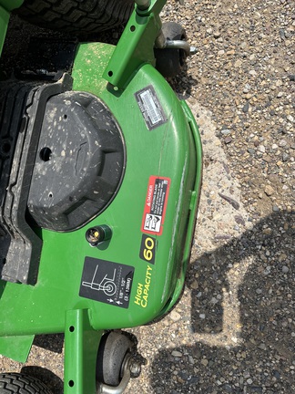 2024 John Deere X734 - Photo4