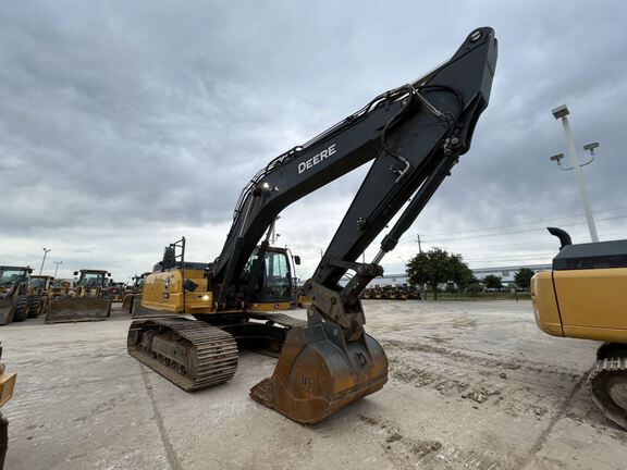 Photo of 2024 John Deere 350P