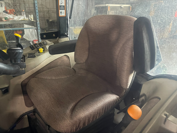 2011 John Deere 3320 - Photo6