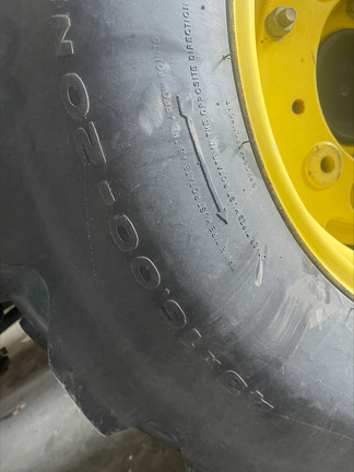 2011 John Deere 3320 - Photo7