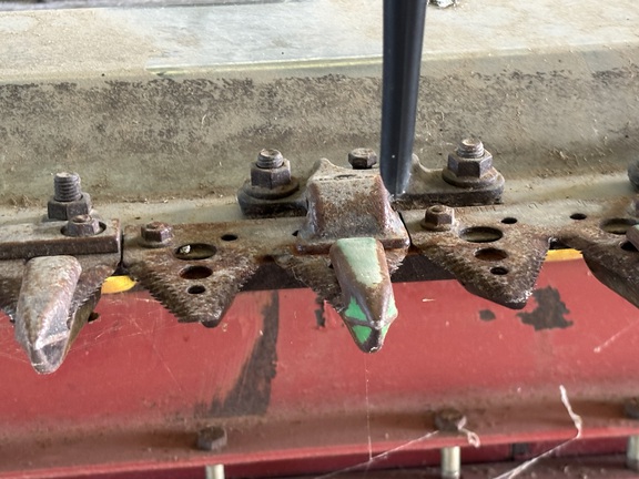 Used 2013 John Deere 635FD Combine Platforms at Koenig Equipment in Oxford, OH - Photo9