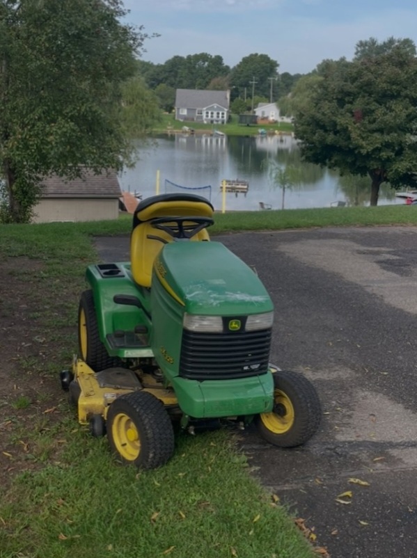 2003 John Deere GX325