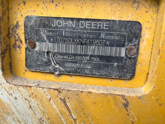2022 John Deere 750L