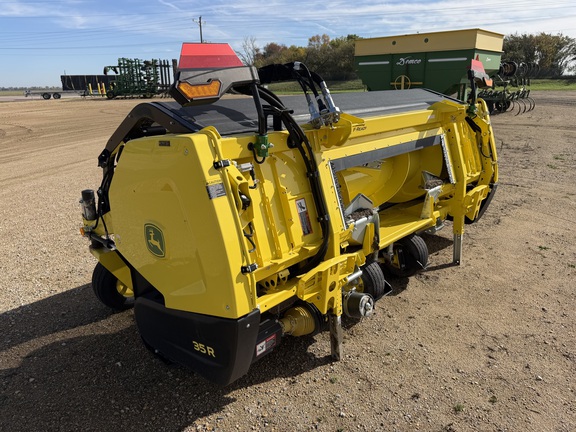 2026 John Deere 35R - Photo5