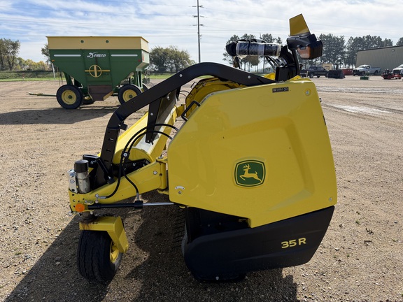 2026 John Deere 35R - Photo6