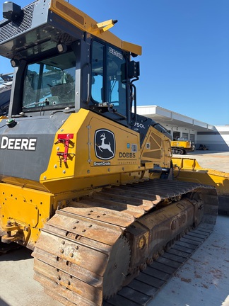 2024 John Deere 750L