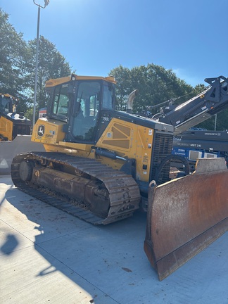 2024 John Deere 750L