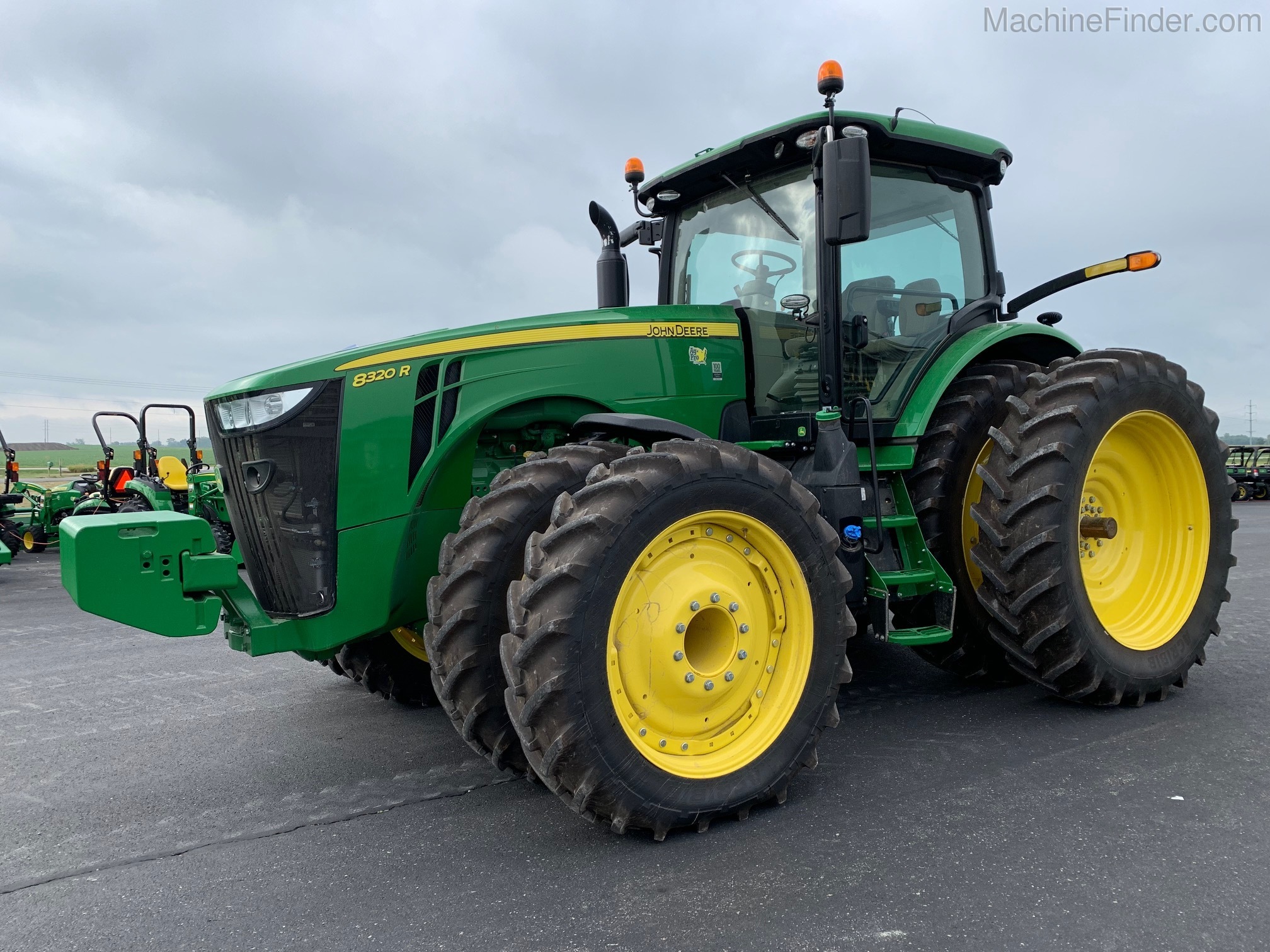 2018 John Deere 8320R Image 1