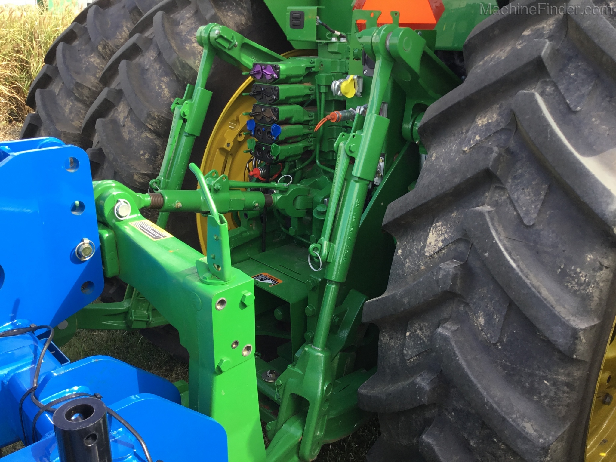 2018 John Deere 8295R Image 10