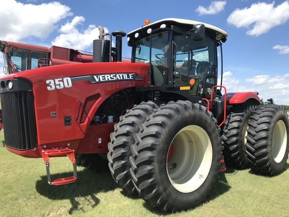 2014 Versatile 350 - Articulated 4WD Tractors - John Deere ...