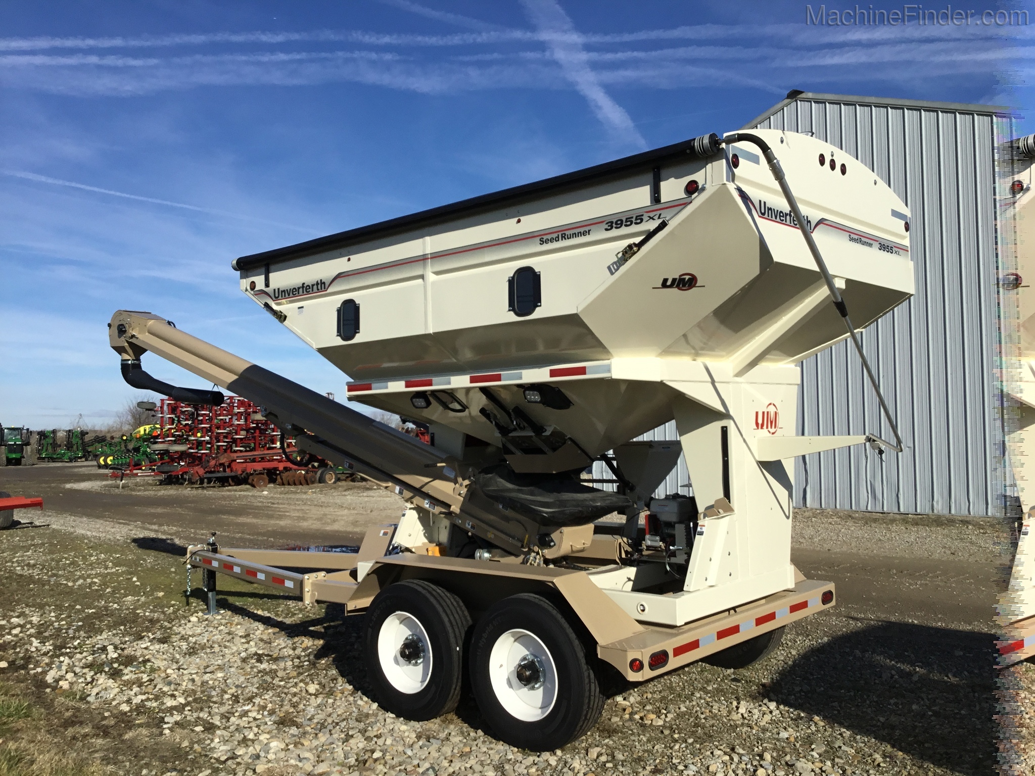 2019 Unverferth 3955XL Image 2