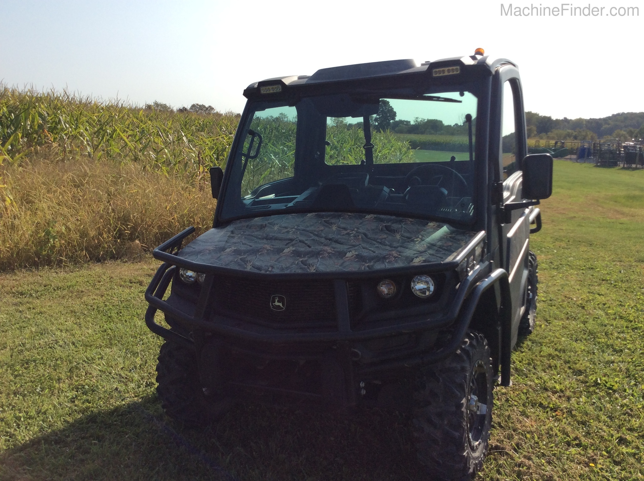 2018 John Deere XUV 835M Image 3