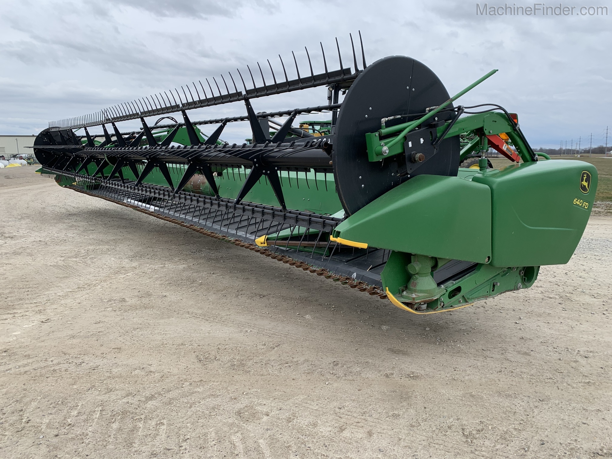 2015 John Deere 640FD Image 1