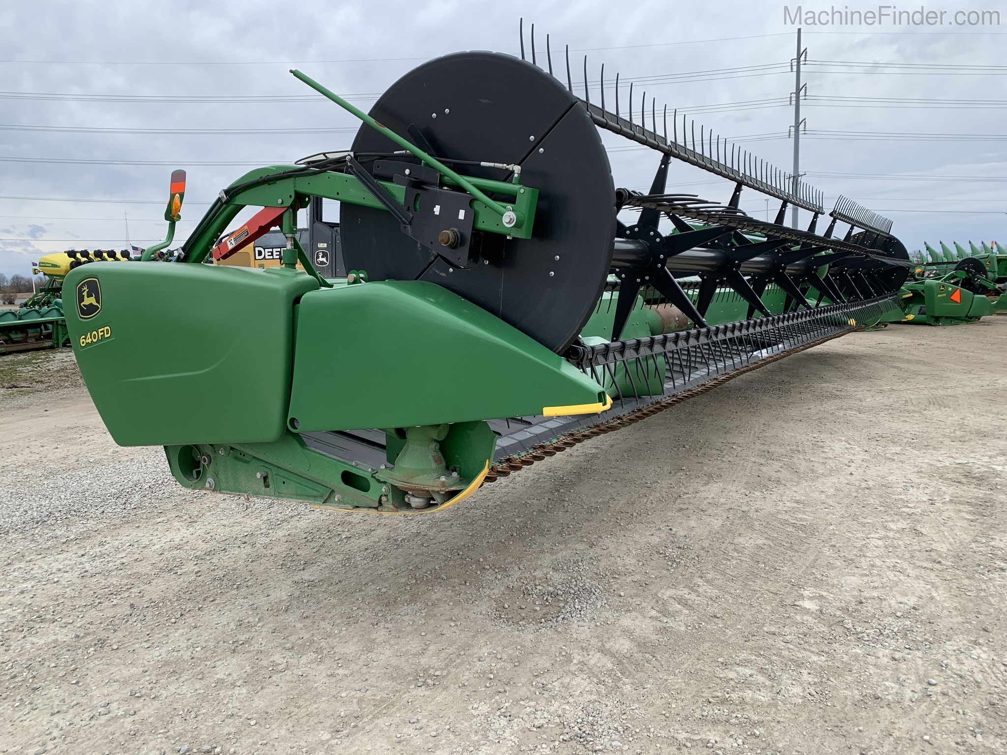 2015 John Deere 640FD Image 2