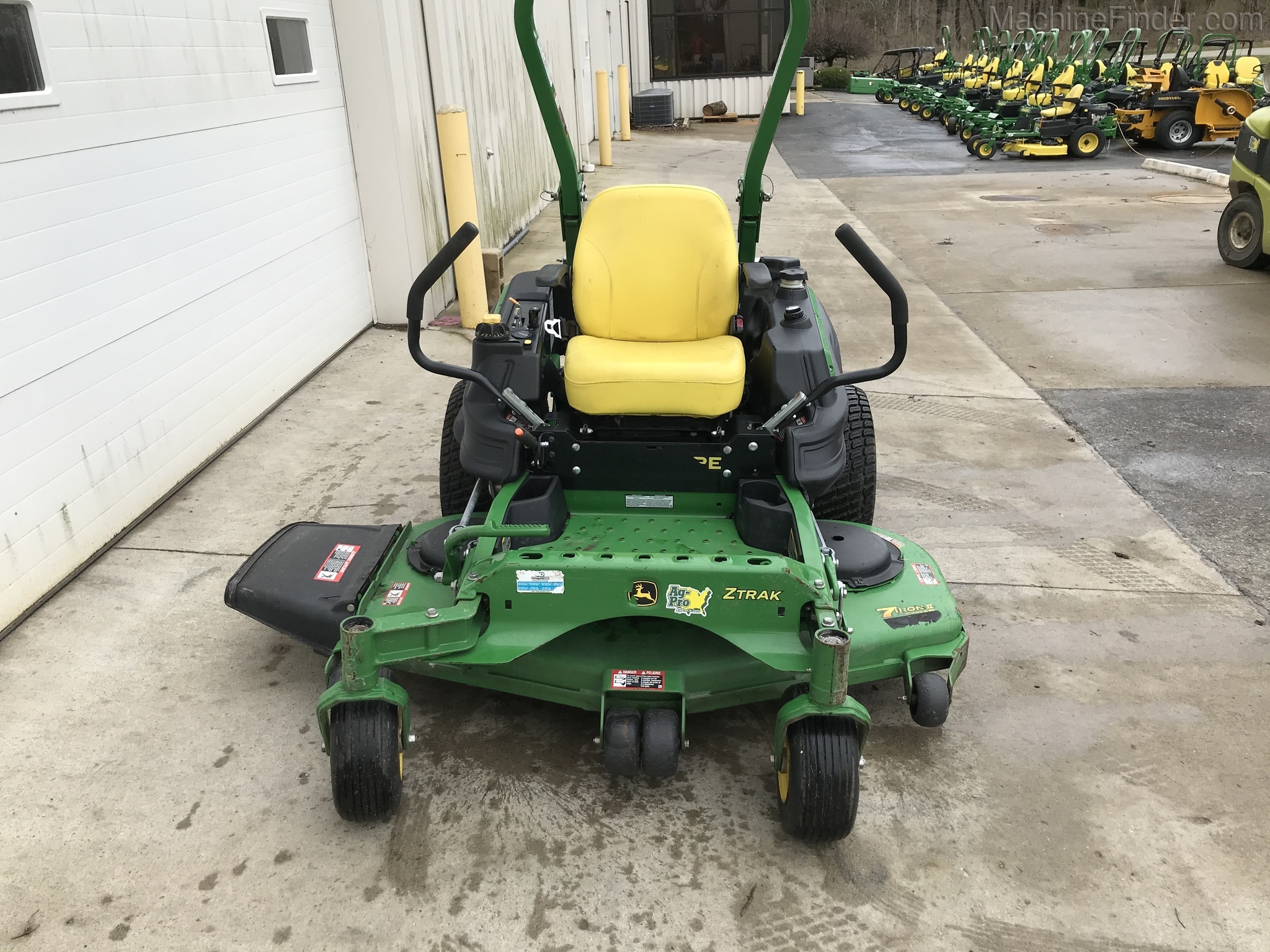 2017 John Deere Z915E Image 4