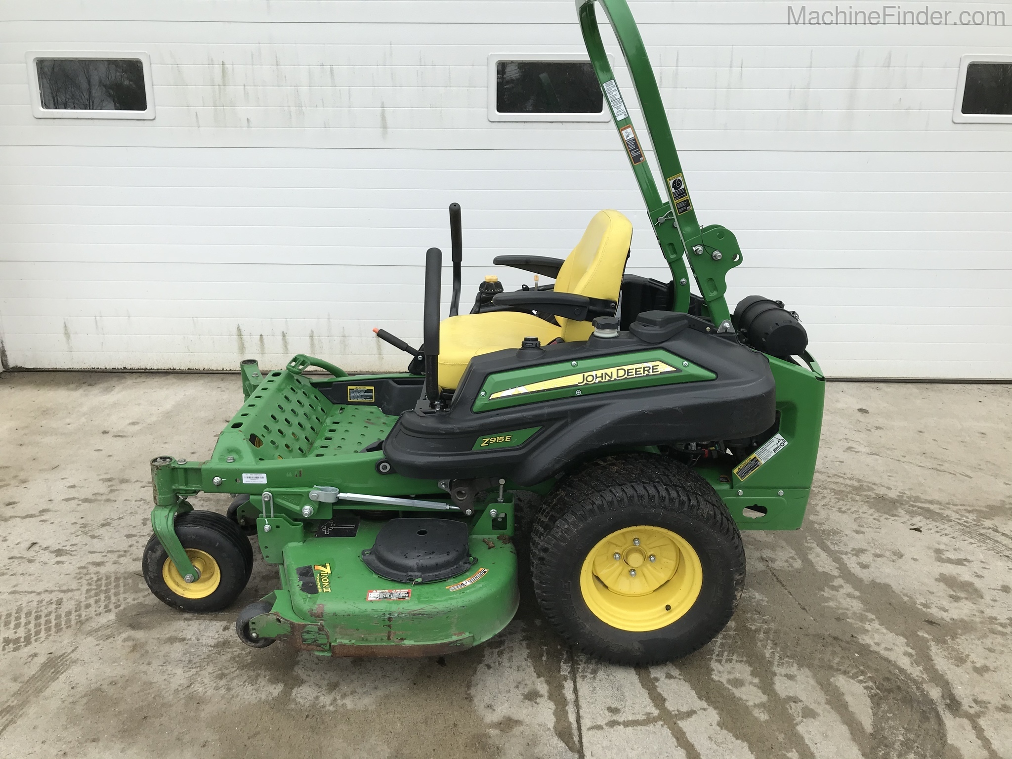 2017 John Deere Z915E Image 2