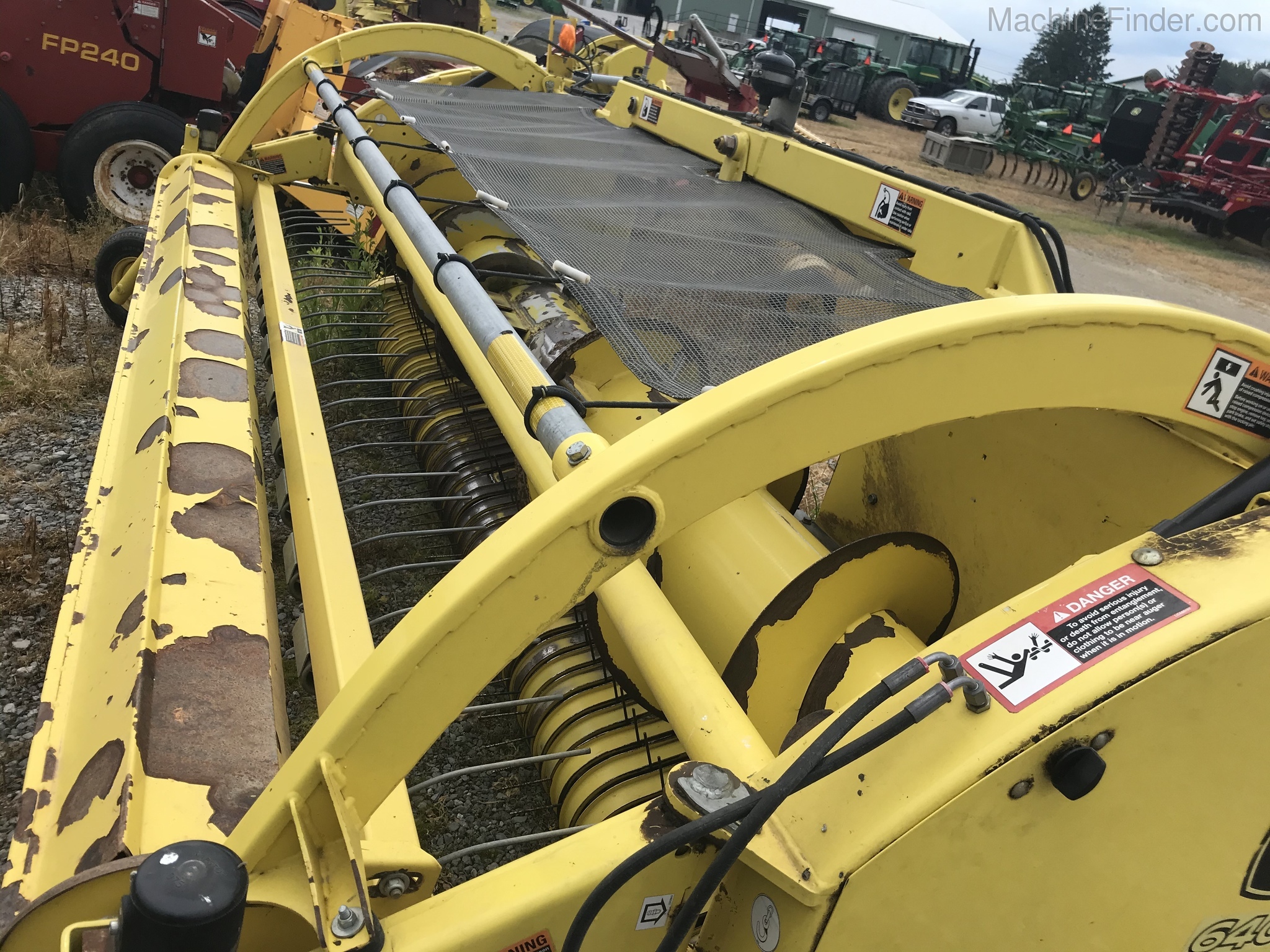 2011 John Deere 640C Image 13