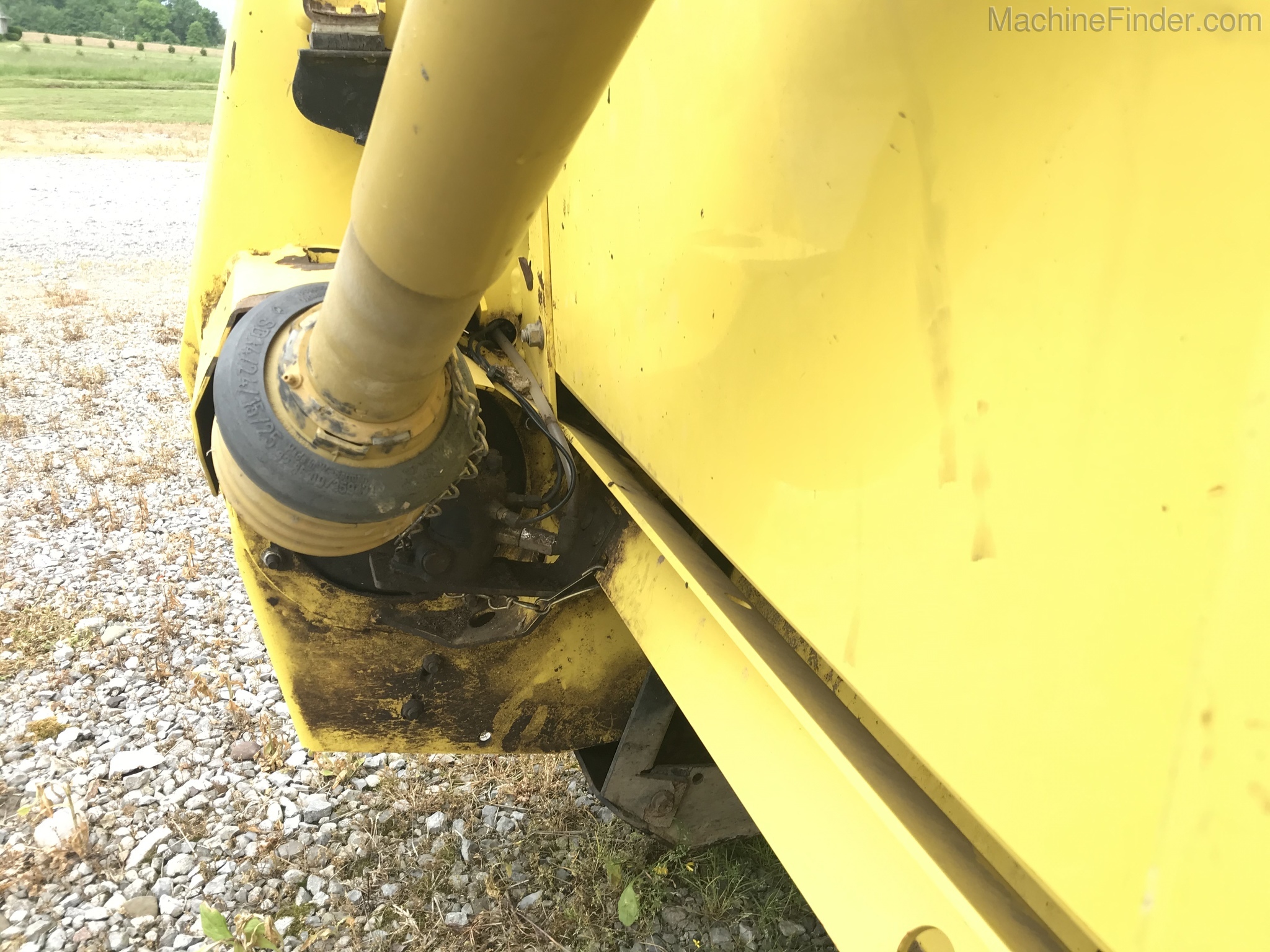 2011 John Deere 640C Image 15