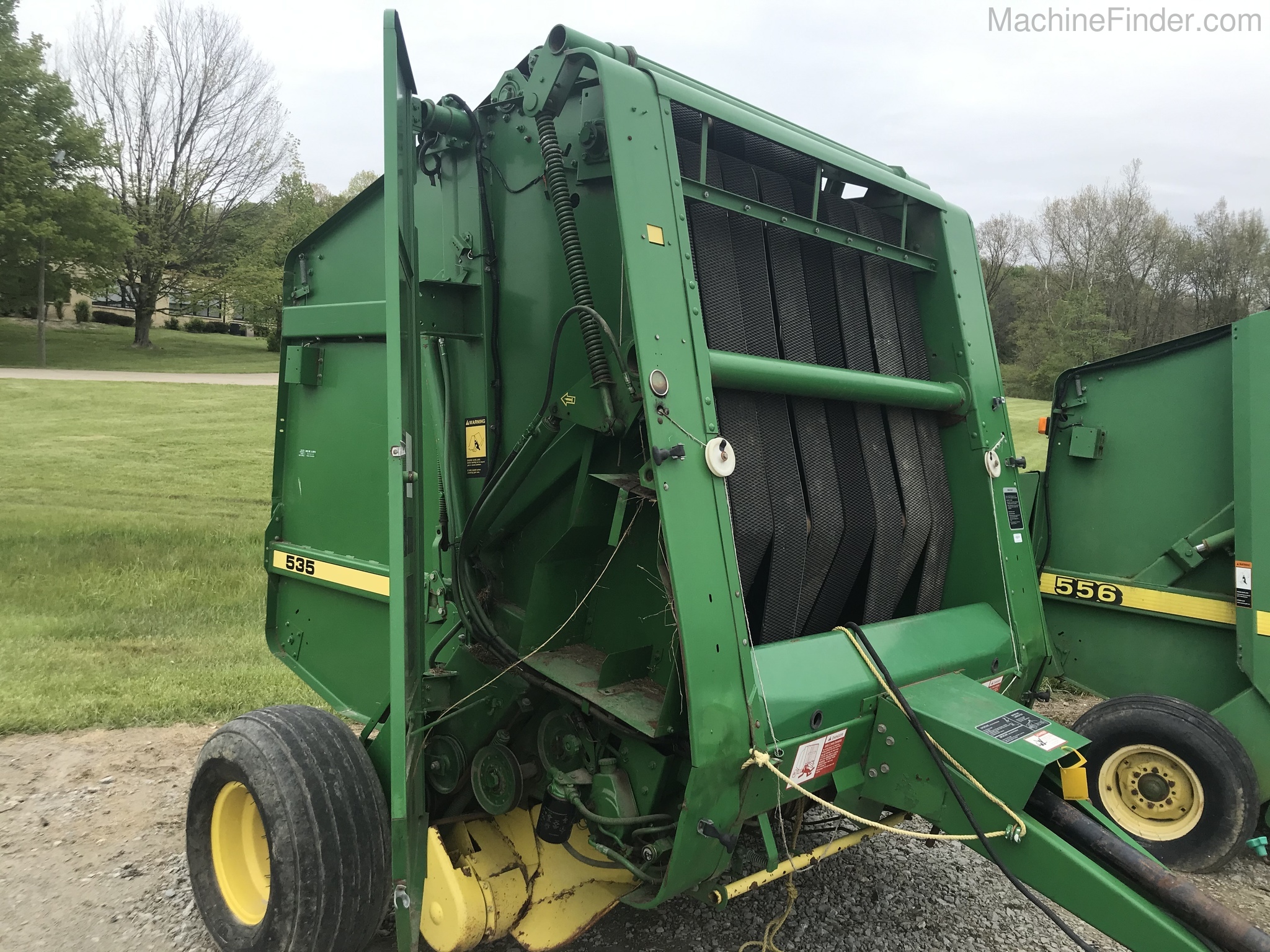 1990 John Deere 535 Image 4