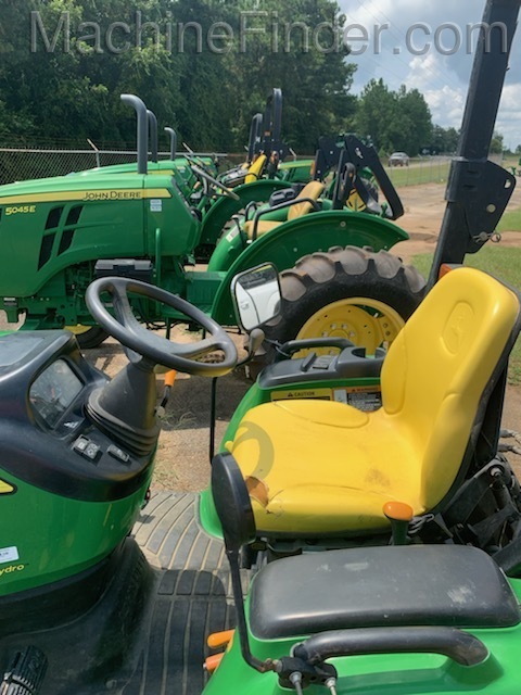 2007 John Deere 3720 Image 4
