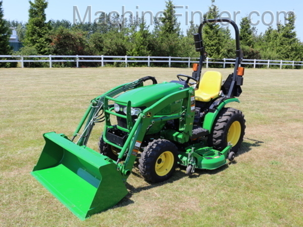 2020 John Deere 2025R Image 1