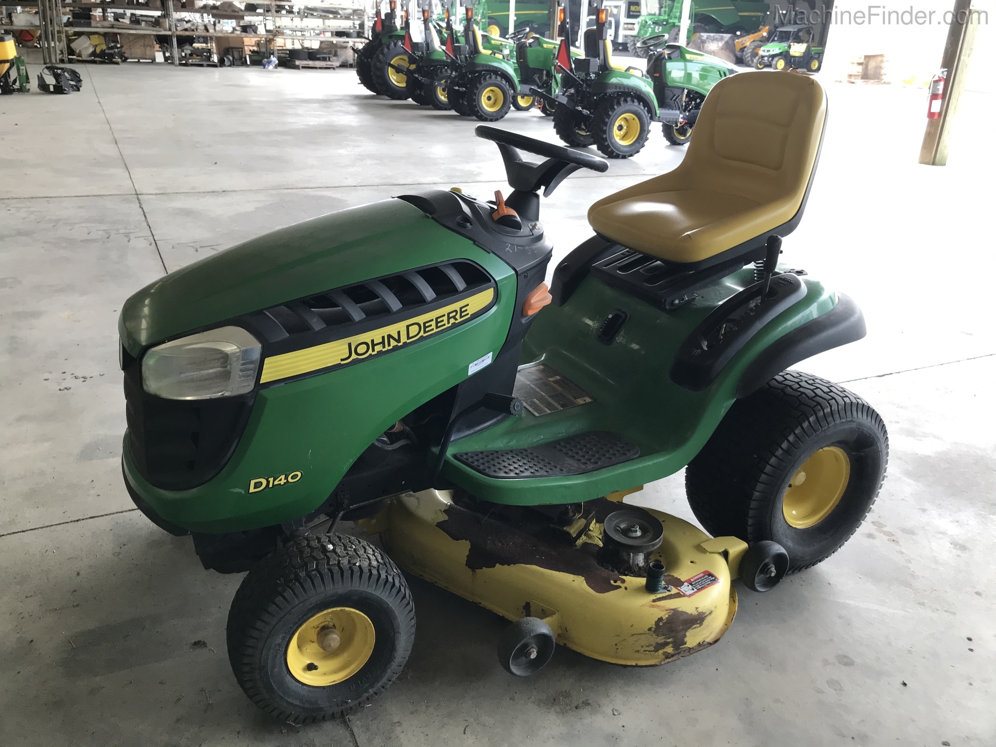 John Deere D140 Image 1