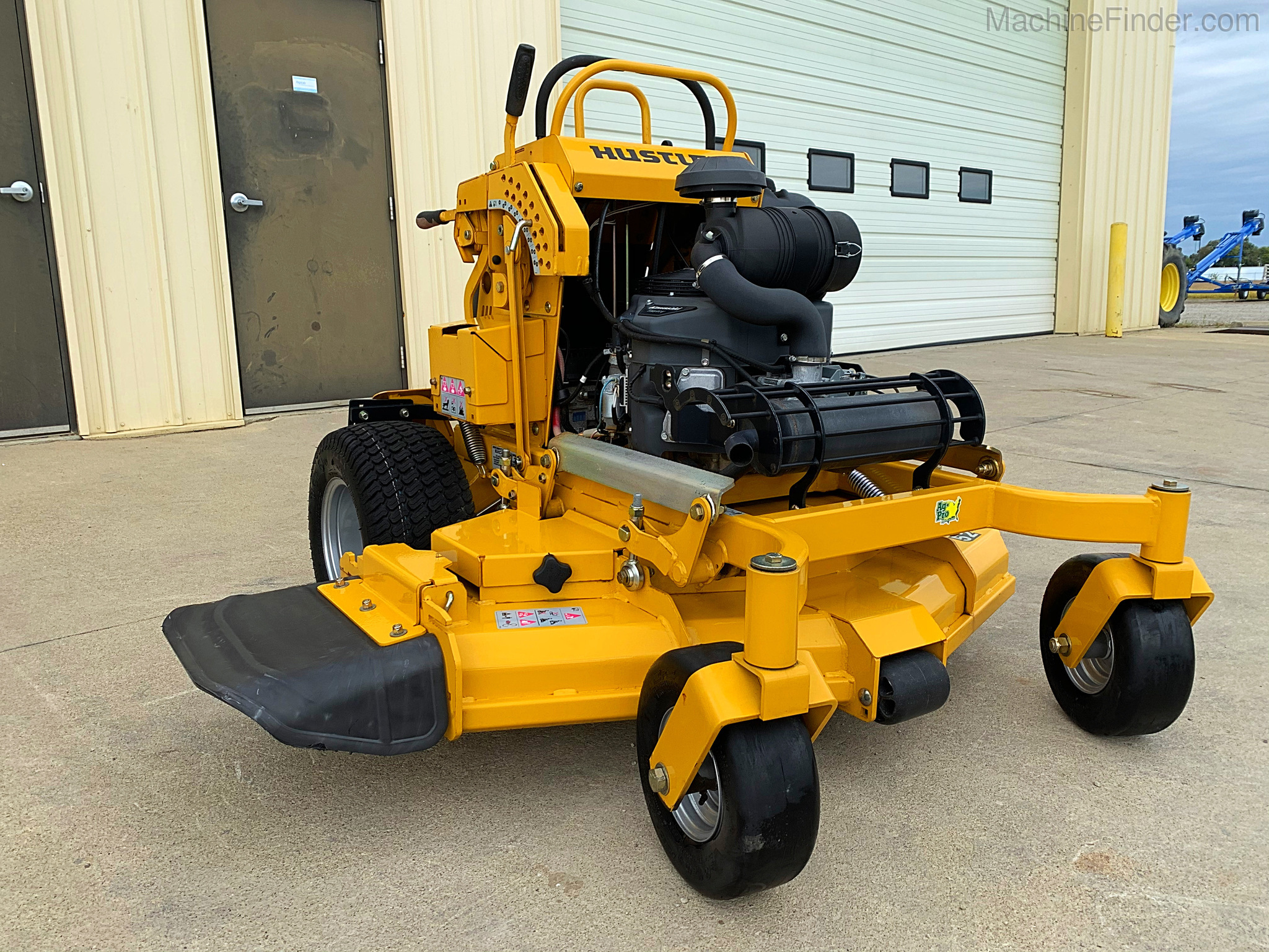 2016 Hustler SUPER S Image 1