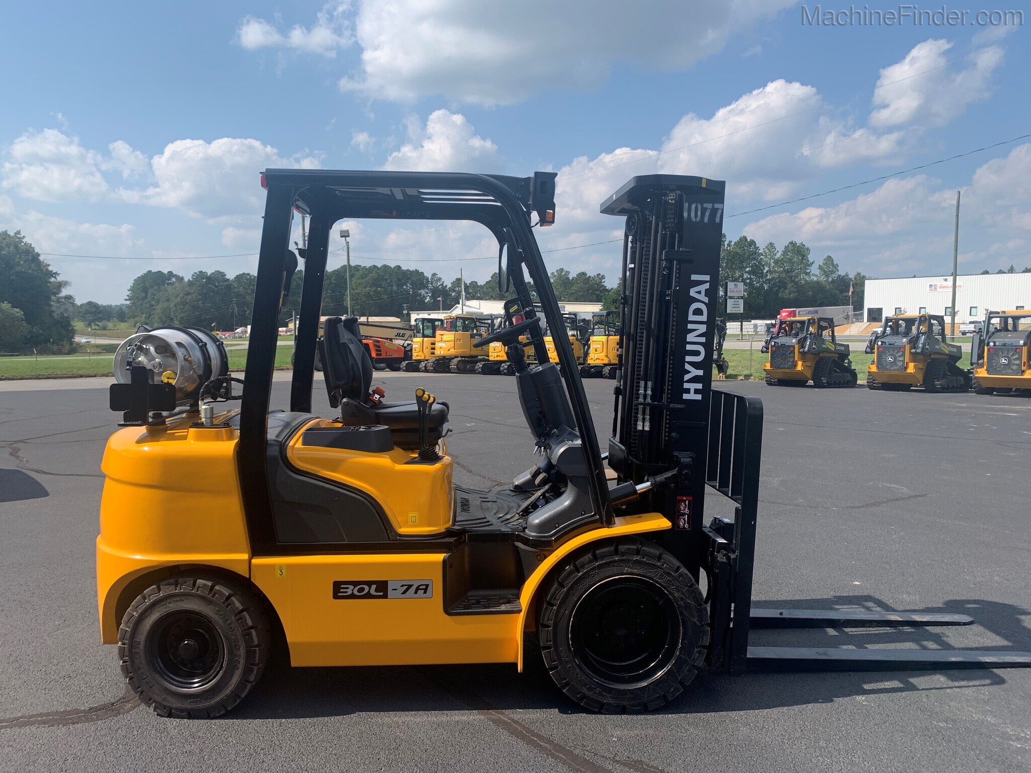 2020 Hyundai M30L-7A Image 6