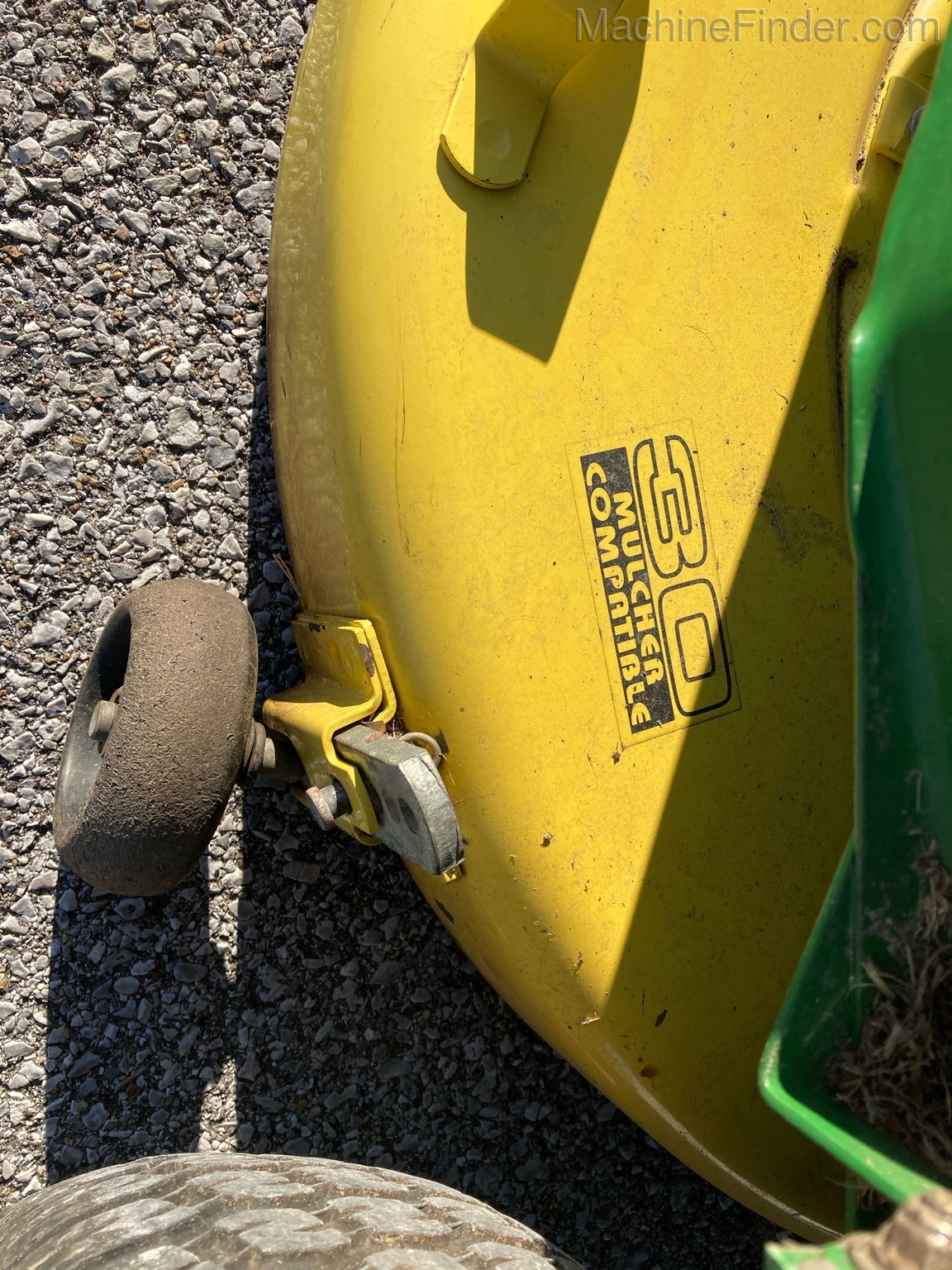 2003 John Deere GX85 Image 9