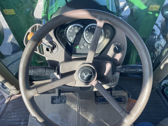 2013 John Deere 6190R Image 16
