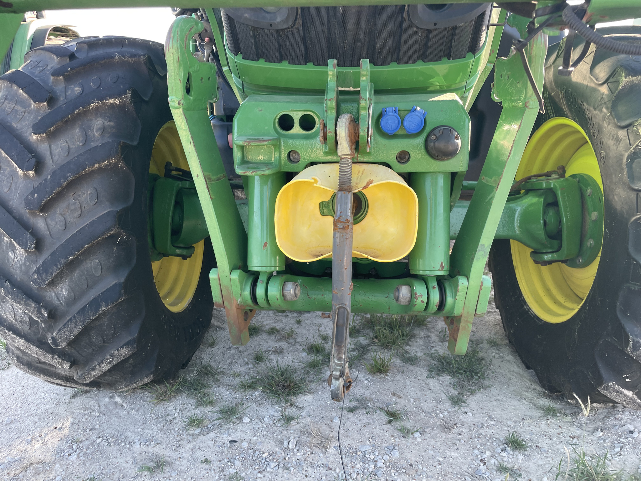 2013 John Deere 6190R Image 3