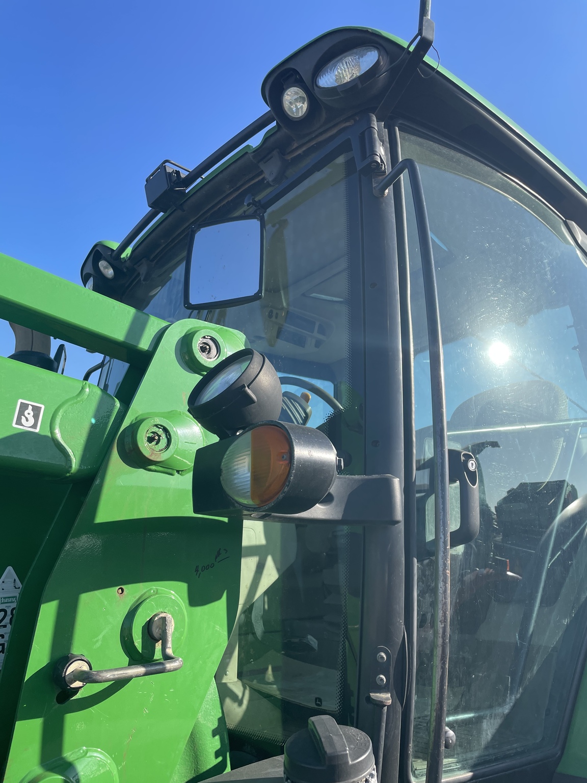 2013 John Deere 6190R Image 4