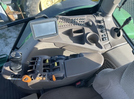 2013 John Deere 6190R Image 12