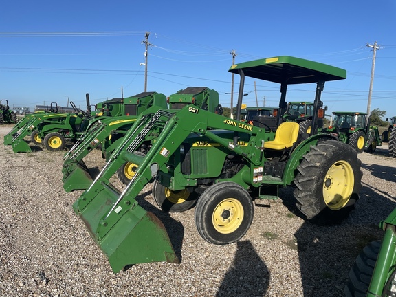 2003 John Deere 5105 Image 1