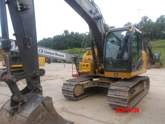 Photo of a 2023 John Deere 130P